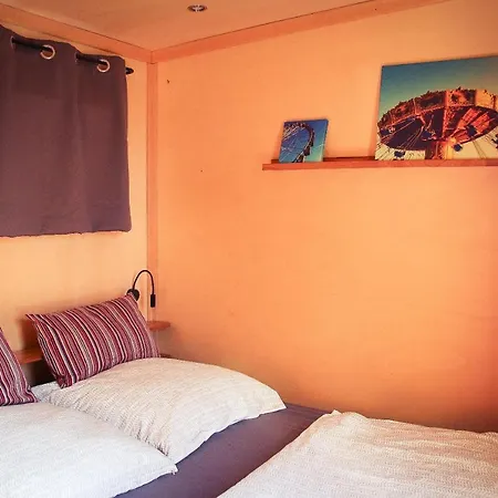 Tinyhouse Zirkuswagen- Kotten Kunterbunt * 诺图尔恩