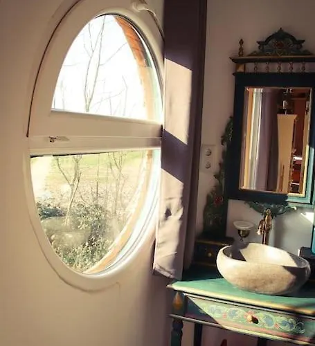 Tinyhouse Zirkuswagen- Kotten Kunterbunt 度假居