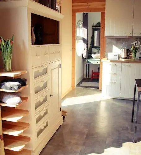 Tinyhouse Zirkuswagen- Kotten Kunterbunt 诺图尔恩